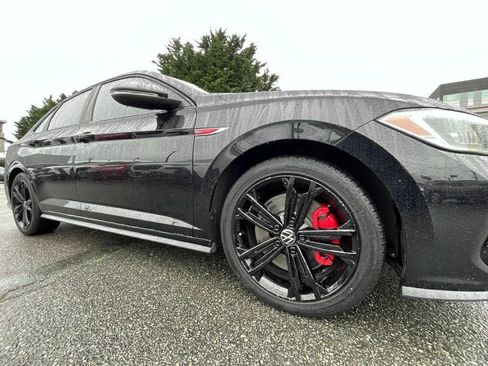 Used 2022 Volkswagen Jetta GLI Autobahn w/ GLI Black Package image 10