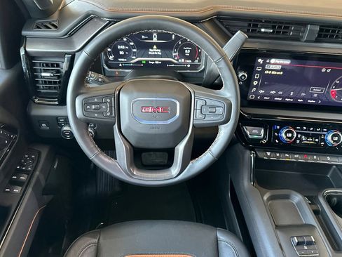 Certified 2025 GMC Sierra 2500 AT4 AWD/4WD image 15