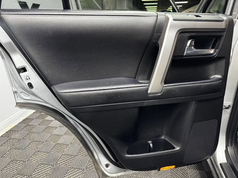 Used 2020 Toyota 4Runner SR5 Premium image 44