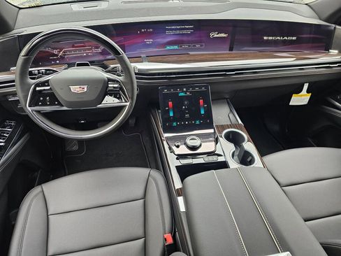 New 2026 Cadillac Escalade 4WD image 21