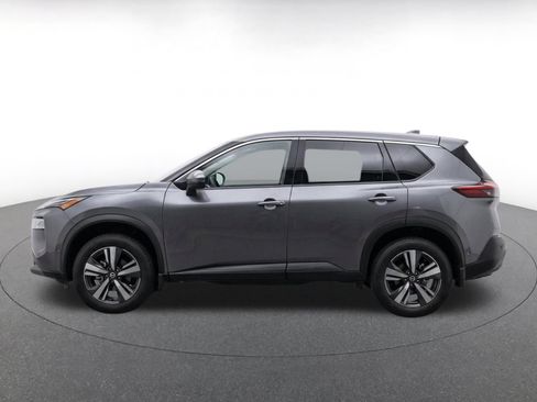 Used 2026 Nissan Rogue SL FWD image 4