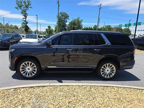 Used 2023 Cadillac Escalade Premium Luxury w/ Performance Package AWD/4WD image 7