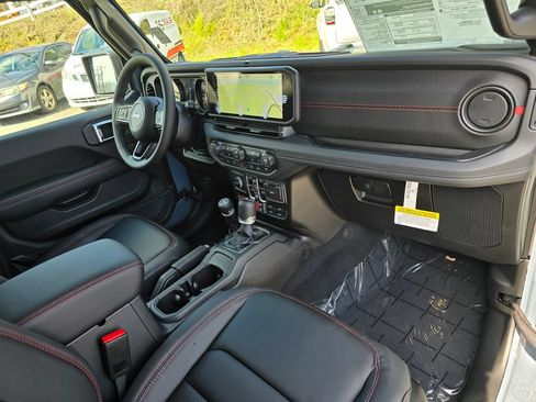 New 2026 Jeep Gladiator Rubicon AWD/4WD image 25