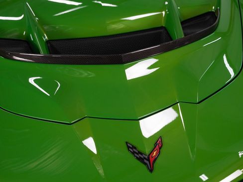 Used 2026 Chevrolet Corvette ZR1 w/ ZR1 Carbon Fiber Aero Package RWD image 14