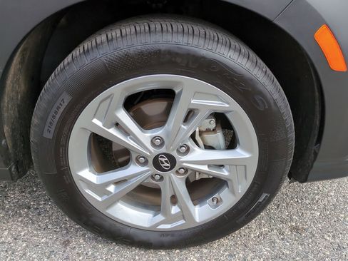 Certified 2023 Hyundai Kona SEL w/ Convenience Package image 11