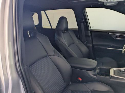 Certified 2024 Toyota RAV4 XSE AWD/4WD image 27