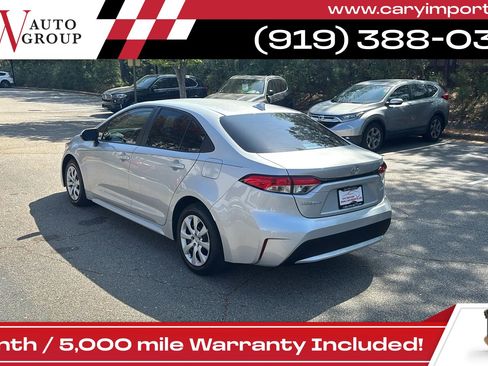 Used 2020 Toyota Corolla LE FWD image 7