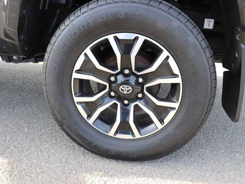 Certified 2021 Toyota Tacoma TRD Sport w/ TRD Premium Sport Package image 9