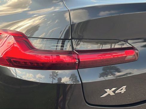 Used 2020 BMW X4 xDrive30i w/ Premium Package image 2
