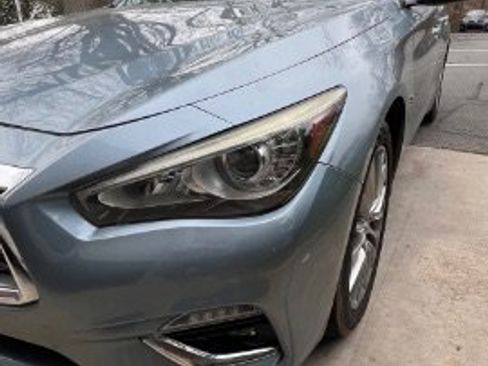 Used 2018 INFINITI Q50 Luxe w/ Essential Package (3.0T Luxe) image 6