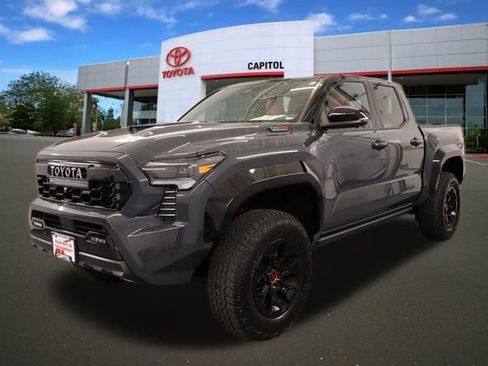 Certified 2025 Toyota Tacoma TRD Pro image 6