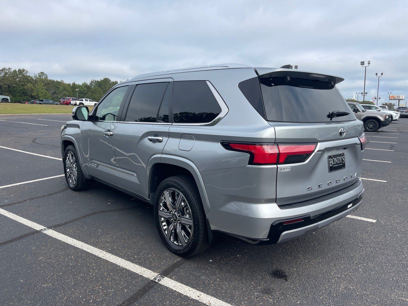 Used 2026 Toyota Sequoia Capstone AWD/4WD image 14