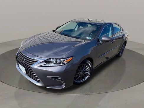 Used 2018 Lexus ES 350 w/ Navigation System Package image 36