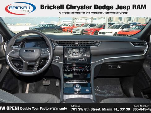 New 2025 Jeep Grand Cherokee Laredo X image 21