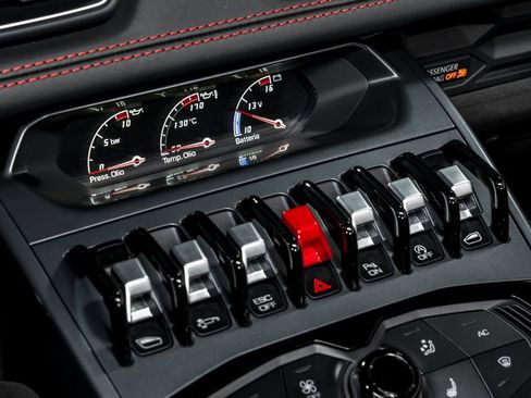 Used 2019 Lamborghini Huracan LP 580-2 image 24