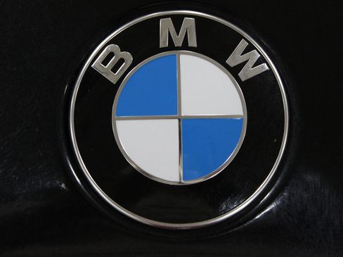 Used 2001 BMW 740iL RWD image 10
