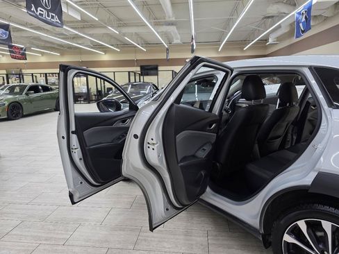 Used 2019 MAZDA CX-3 Touring w/ Preferred Equipment Package FWD image 16