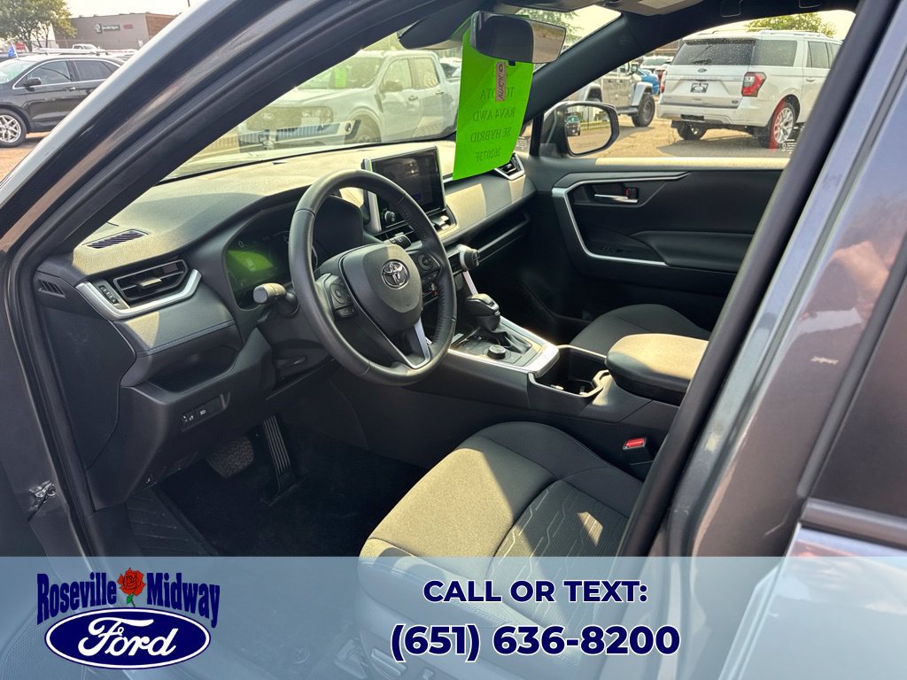 Used 2023 Toyota RAV4 SE AWD/4WD image 25