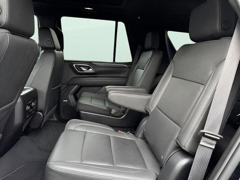 Used 2023 Chevrolet Tahoe Z71 w/ Luxury Package image 13