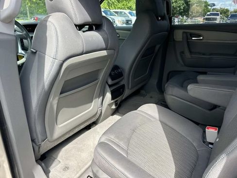 Used 2014 Chevrolet Traverse LT FWD image 17