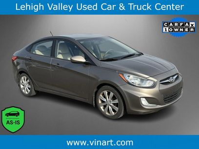 Used 2013 Hyundai Accent GLS w/ Premium Pkg