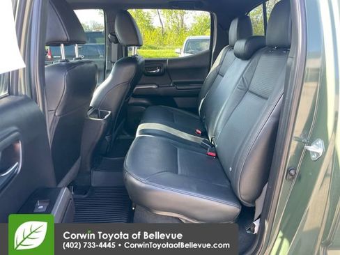 Used 2022 Toyota Tacoma Limited AWD/4WD image 26