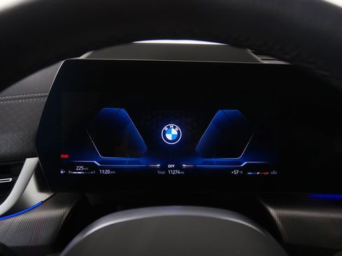 Certified 2025 BMW X2 xDrive28i AWD/4WD image 19