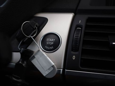 Used 2012 BMW X5 xDrive40i AWD/4WD image 34