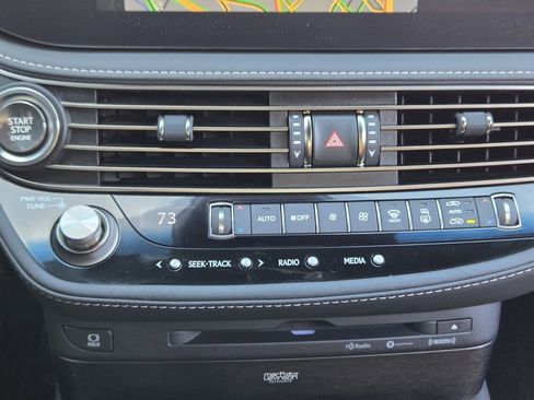 Used 2021 Lexus LS 500 w/ Interior Upgrade Package image 21