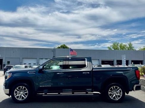 Used 2020 GMC Sierra 1500 SLT w/ SLT Premium Plus Package AWD/4WD image 4