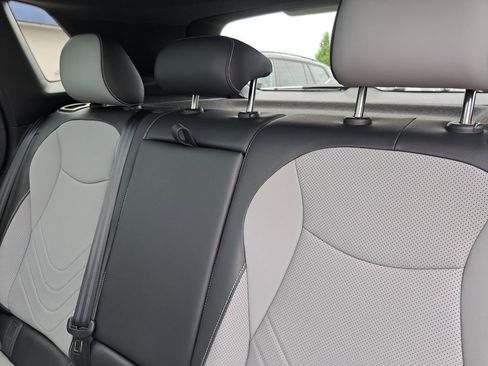 New 2026 Volkswagen Tiguan SE R-Line FWD image 21