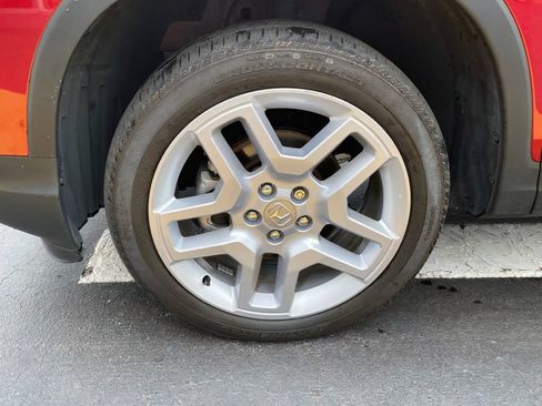 Used 2025 Honda Passport EX-L image 12