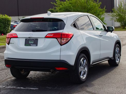 Used 2017 Honda HR-V EX image 10