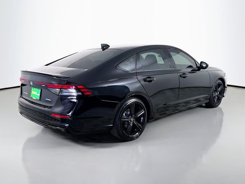 Used 2023 Honda Accord Sport image 10