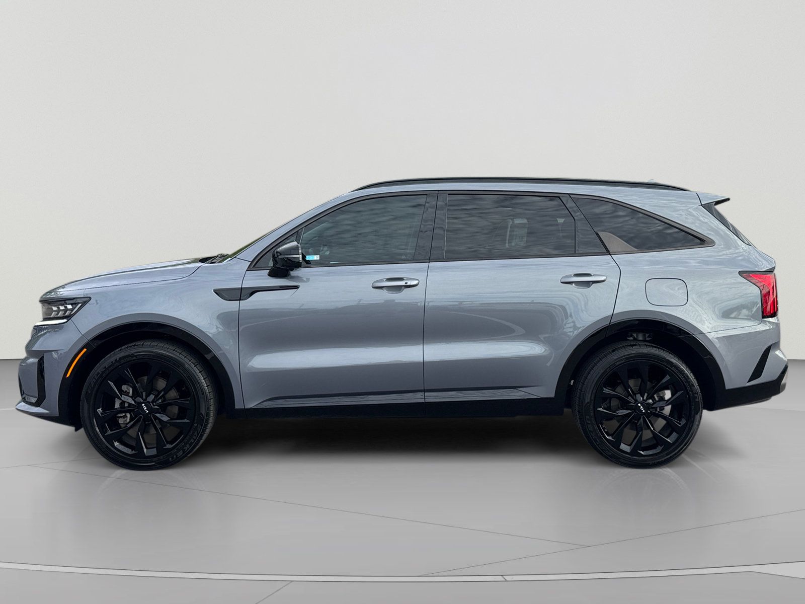 Used 2022 Kia Sorento SX FWD image 2