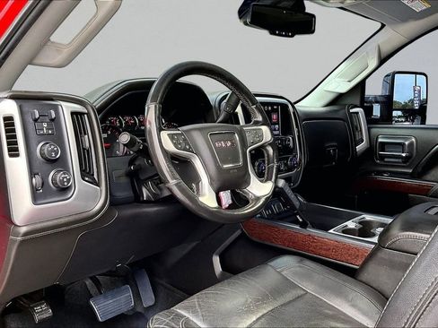 Used 2016 GMC Sierra 2500 SLT w/ Duramax Plus Package AWD/4WD image 18
