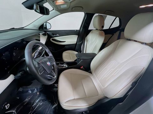 Used 2024 Buick Encore GX Avenir FWD image 18