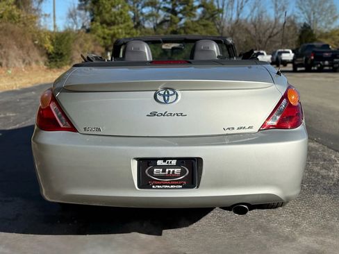 Used 2006 Toyota Solara SLE image 6