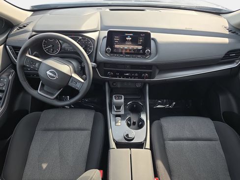 New 2026 Nissan Rogue SV AWD/4WD image 9