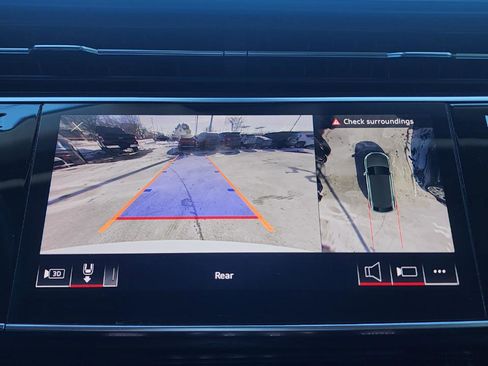 Used 2023 Audi Q8 Premium Plus w/ Premium Plus Package image 12