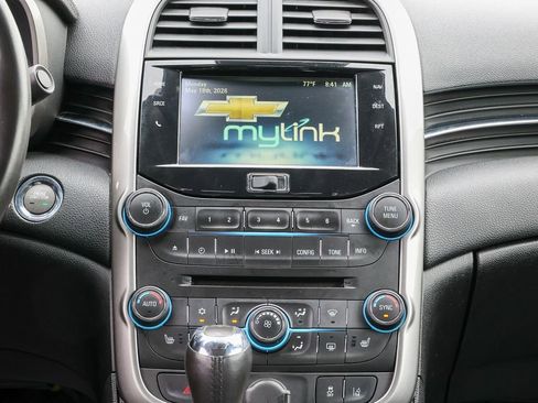 Used 2015 Chevrolet Malibu LTZ FWD image 11