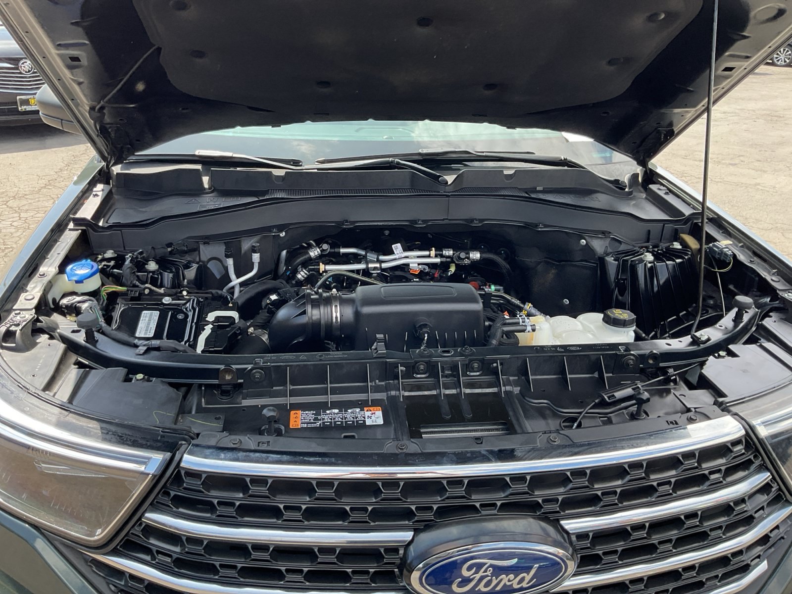 Used 2023 Ford Explorer XLT w/ Equipment Group 202A RWD image 22