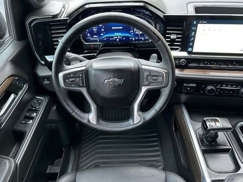 Used 2024 Chevrolet Silverado 1500 LT Trail Boss w/ Convenience Package II image 15