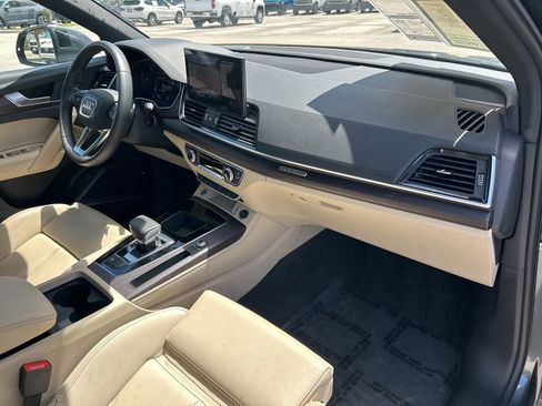 Used 2025 Audi Q5 2.0T Premium Plus w/ Premium Plus Package AWD/4WD image 44