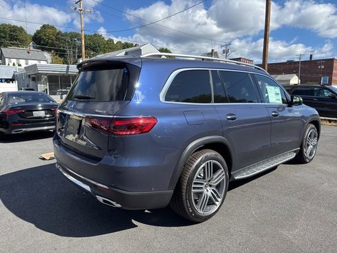 New 2026 Mercedes-Benz GLS 450 4MATIC image 7