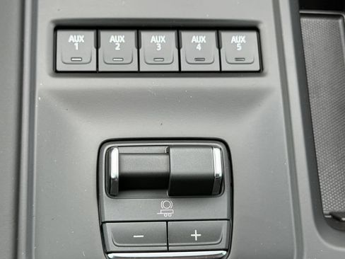 New 2026 GMC Sierra 2500 Denali Ultimate AWD/4WD image 26