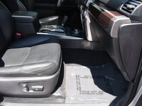 Used 2014 Toyota 4Runner Limited AWD/4WD image 26