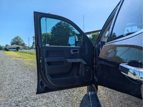 Used 2019 Chevrolet Silverado 2500 LTZ w/ Duramax Plus Package AWD/4WD image 11