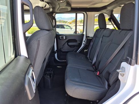 Used 2024 Jeep Wrangler Unlimited Sport AWD/4WD image 25
