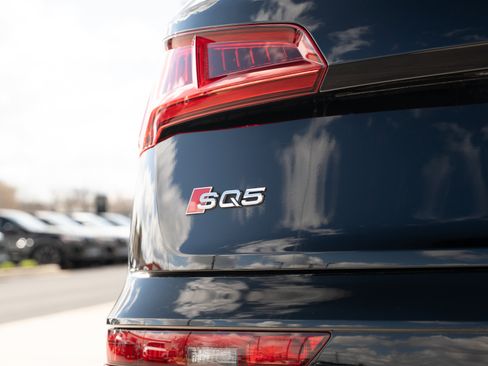 Used 2019 Audi SQ5 Prestige AWD/4WD image 34